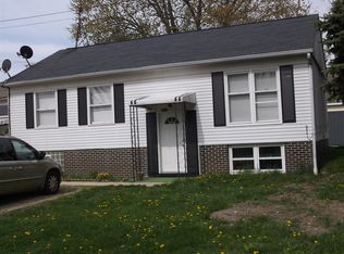 5055 Van Buren St, Ringwood, IL 60072