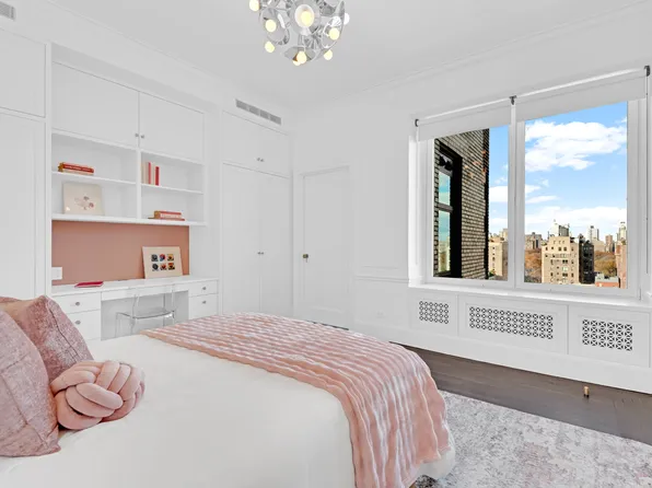 1220 Park Avenue image 15 of 18