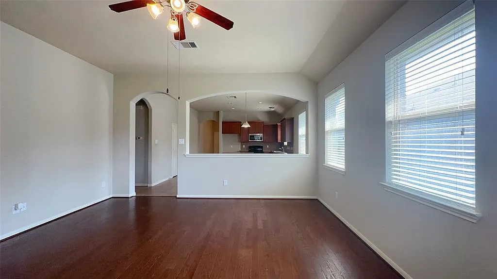 18219 Redoak Manor Ln — Photo 4