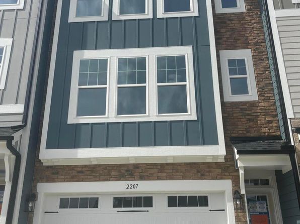 2207 Lambert Rd #69, Cary, NC 27519