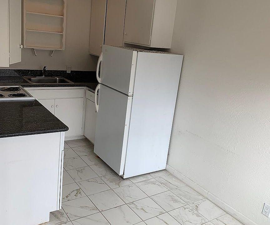 2nd image of 1250 19th Ave #10