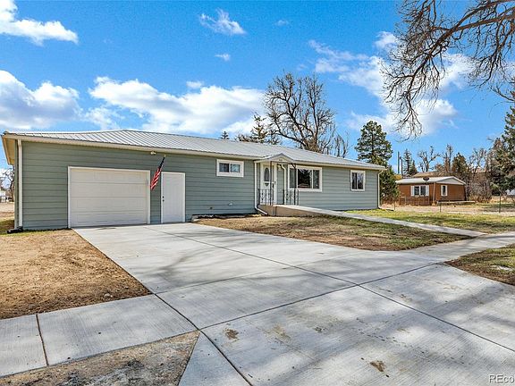 2nd image of 408 Sioux Avenue