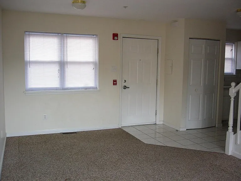 1368 Easton Rd #3 — Photo 8