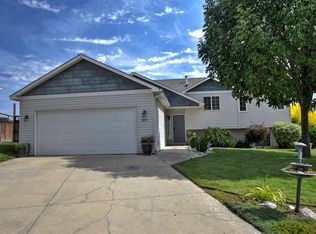 830 N Fox Ridge Rd, Medical Lake, WA 99022