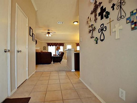 3rd image of 624 Saint Eric Dr