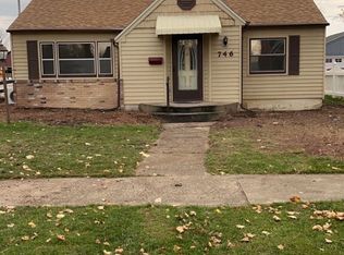746 N Ringold St, Janesville, WI 53545