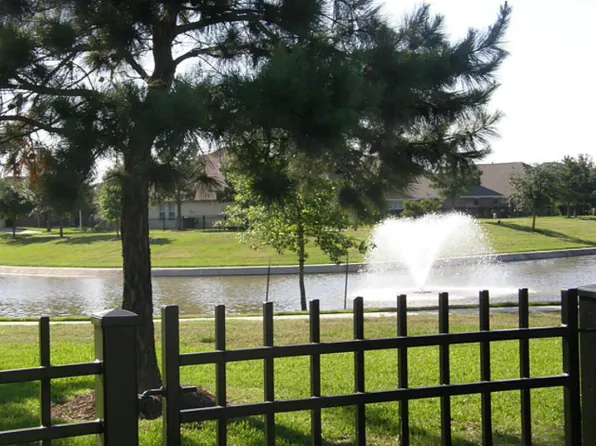 4807 Bonny Loch Ln, Houston, TX 77084