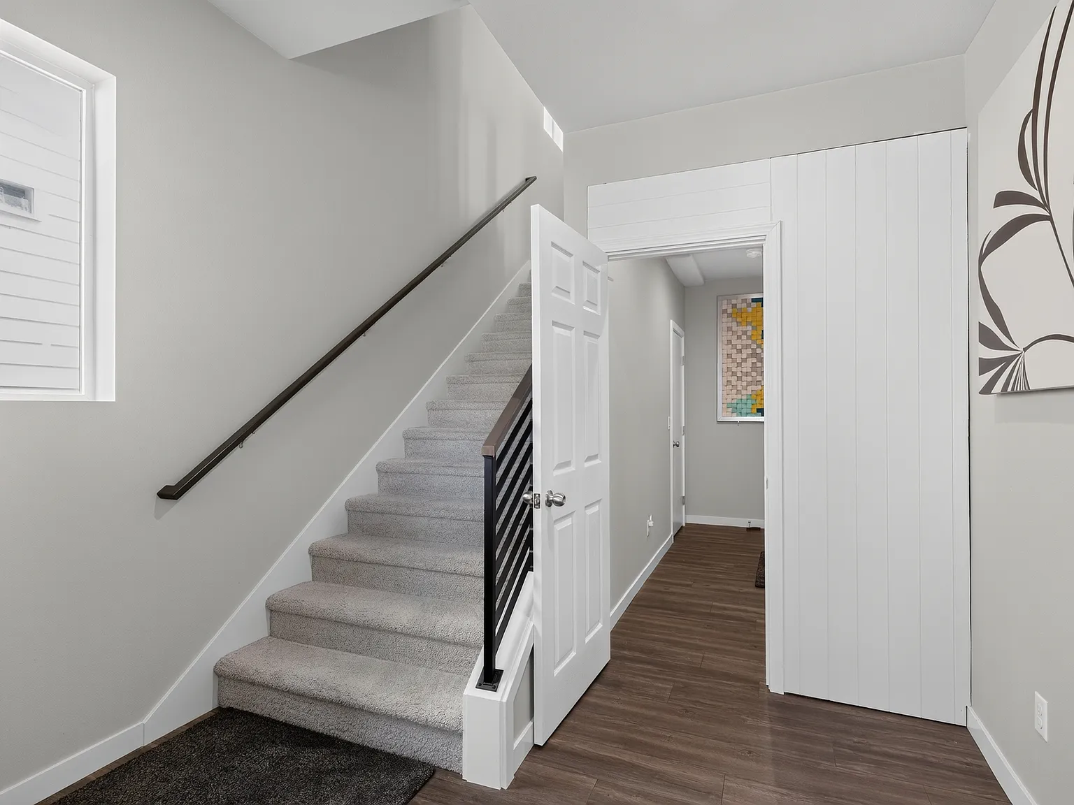 4 bed, 2584 sqft, $4,000 — Photo 3