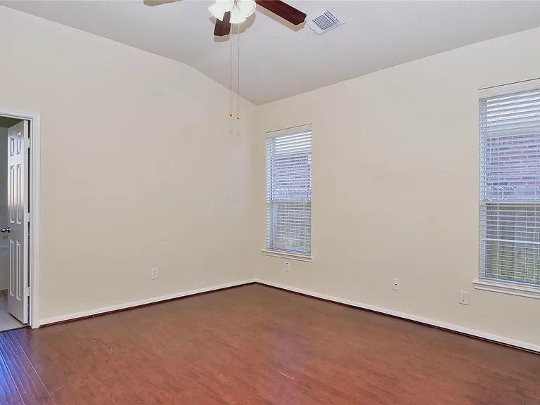 25206 Bright Hollow Ln — Photo 8
