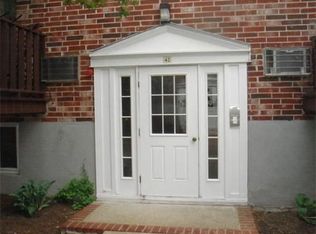 42 Westgate Rd #1, West Roxbury, MA 02132