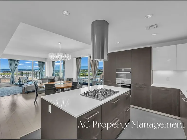 6633 Pearson Way — Photo 6