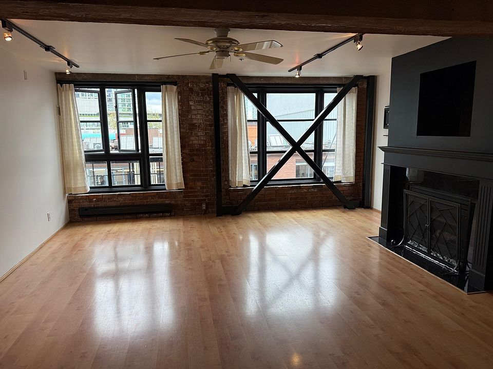 1st image of 1066 Hamilton St #306
