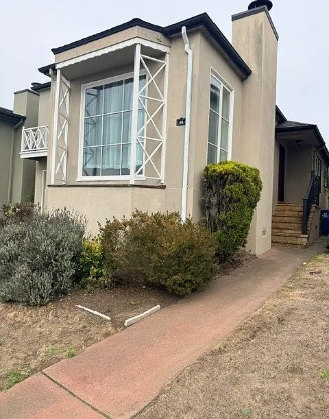 2 bed, 1220 sqft, $3,100 — Photo 1