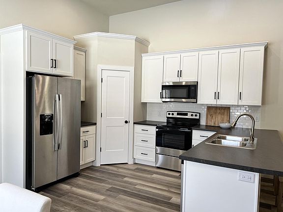 3rd image of 217 2ND STREET