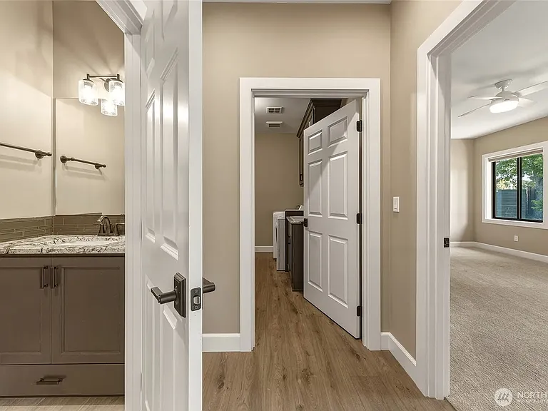 2643 Molten Ct — Photo 36