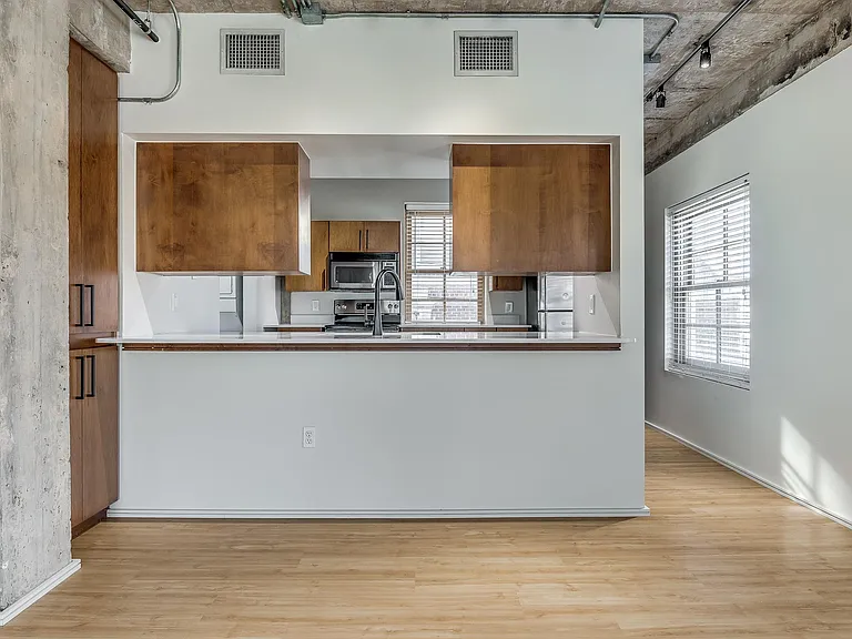 1209 N Harvey Ave #303 — Photo 15