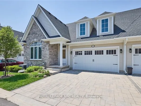9 Sassafras Row, Fort Erie, ON L0S 1N0