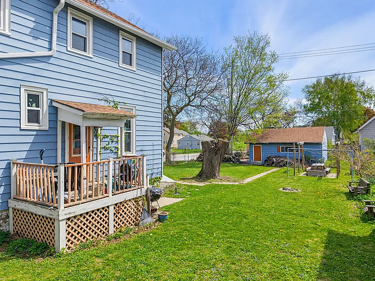 2350 S Lenox St #2350 — Photo 12