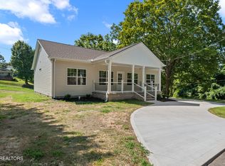 711 Byrd St, Clinton, TN 37716