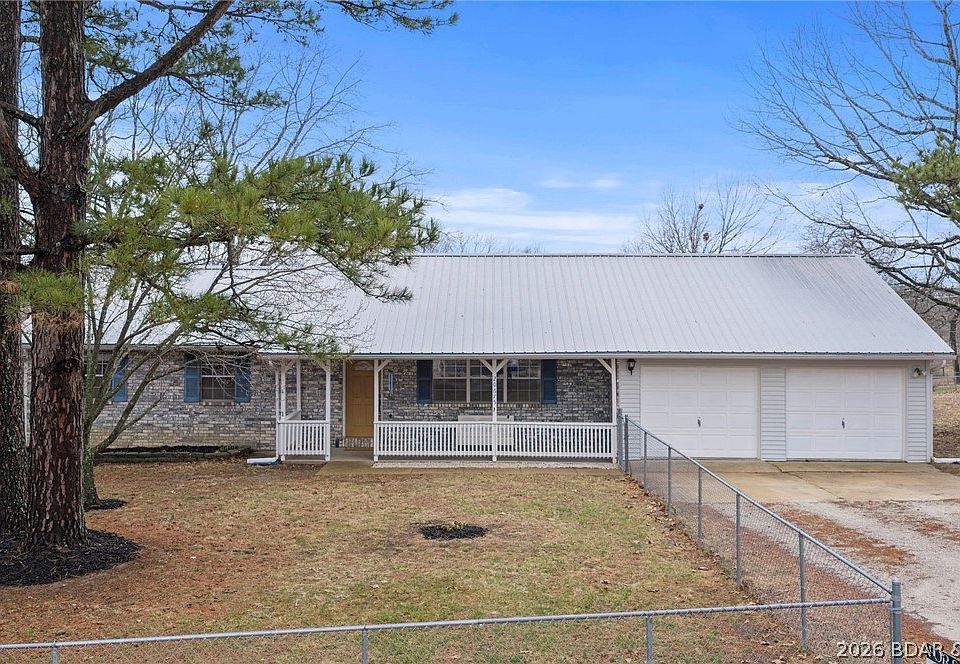 1st image of 20675 Harris Ln