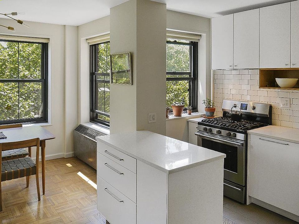 1st image of 365 Clinton Ave APT 6A
