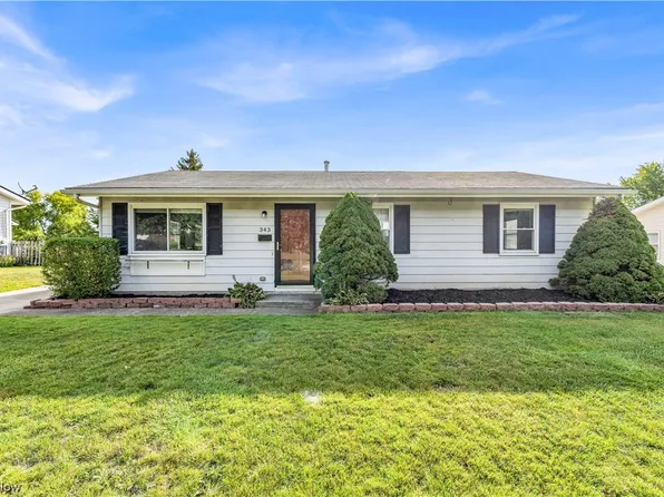 343 Karen Dr, Chardon, OH 44024