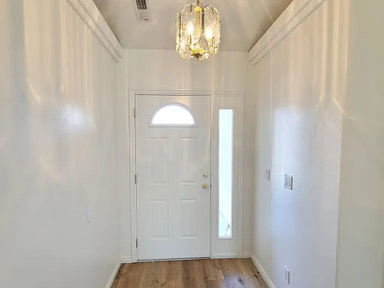 3851 W 200 N — Photo 10