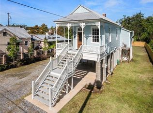 2037 Jefferson St, Mandeville, LA 70448