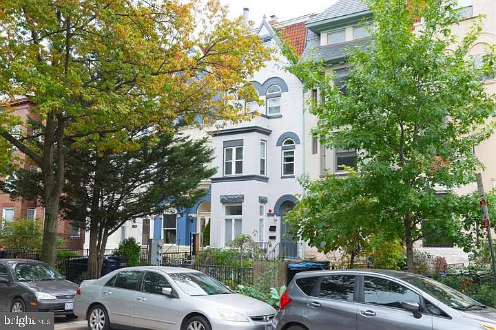 1st image of 1352 Kenyon St NW