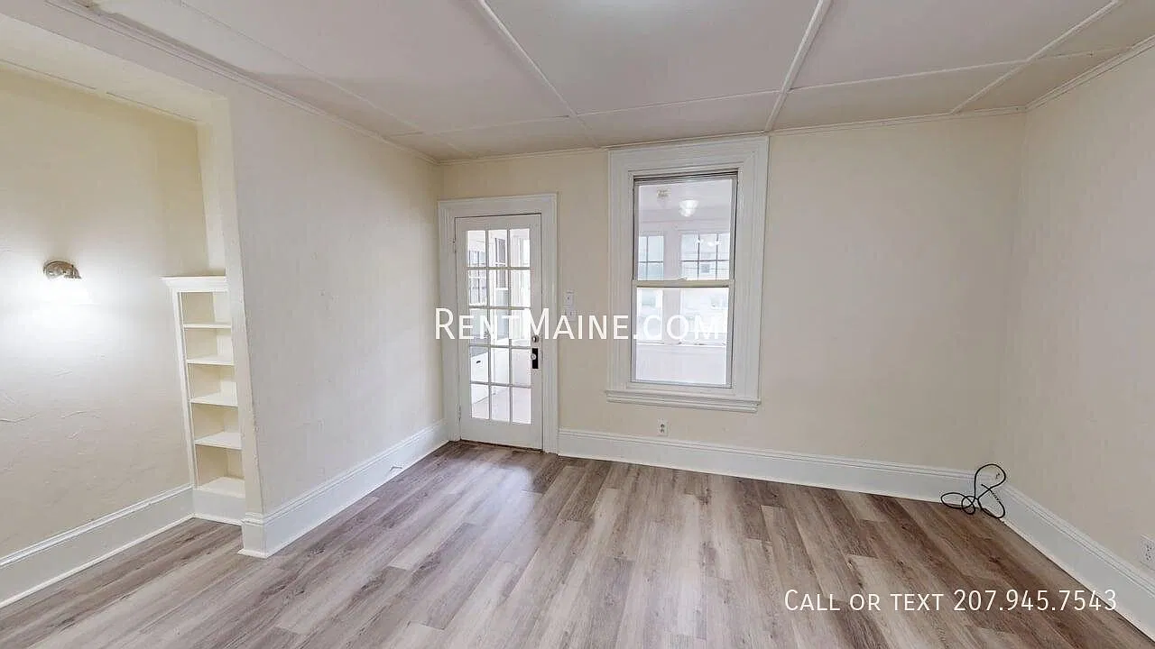 1 bed, 842 sqft, $1,250 — Photo 3