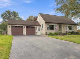 268 N Autumn Dr, Rochester, NY 14626
