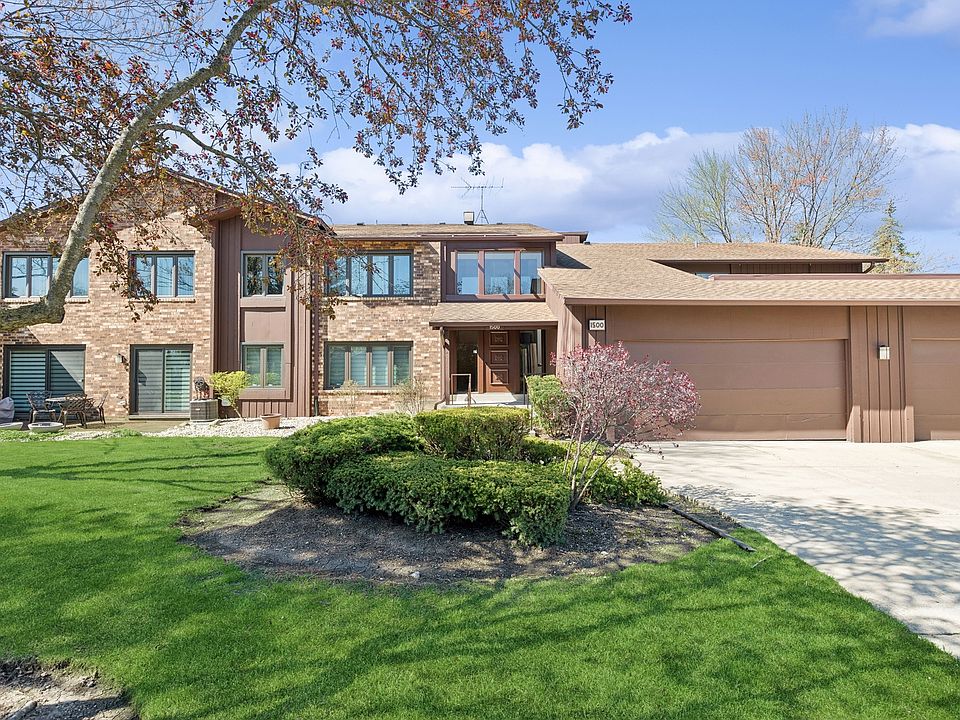 1st image of 1500 Chartres Dr #1D
