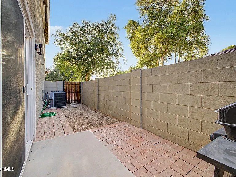 1493 S Jacana Ln — Photo 33