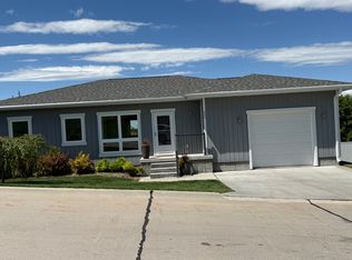 328 Wolf Ave, Ord, NE 68862