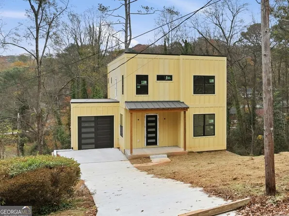 2918 Level Ridge Rd, Atlanta, GA 30354