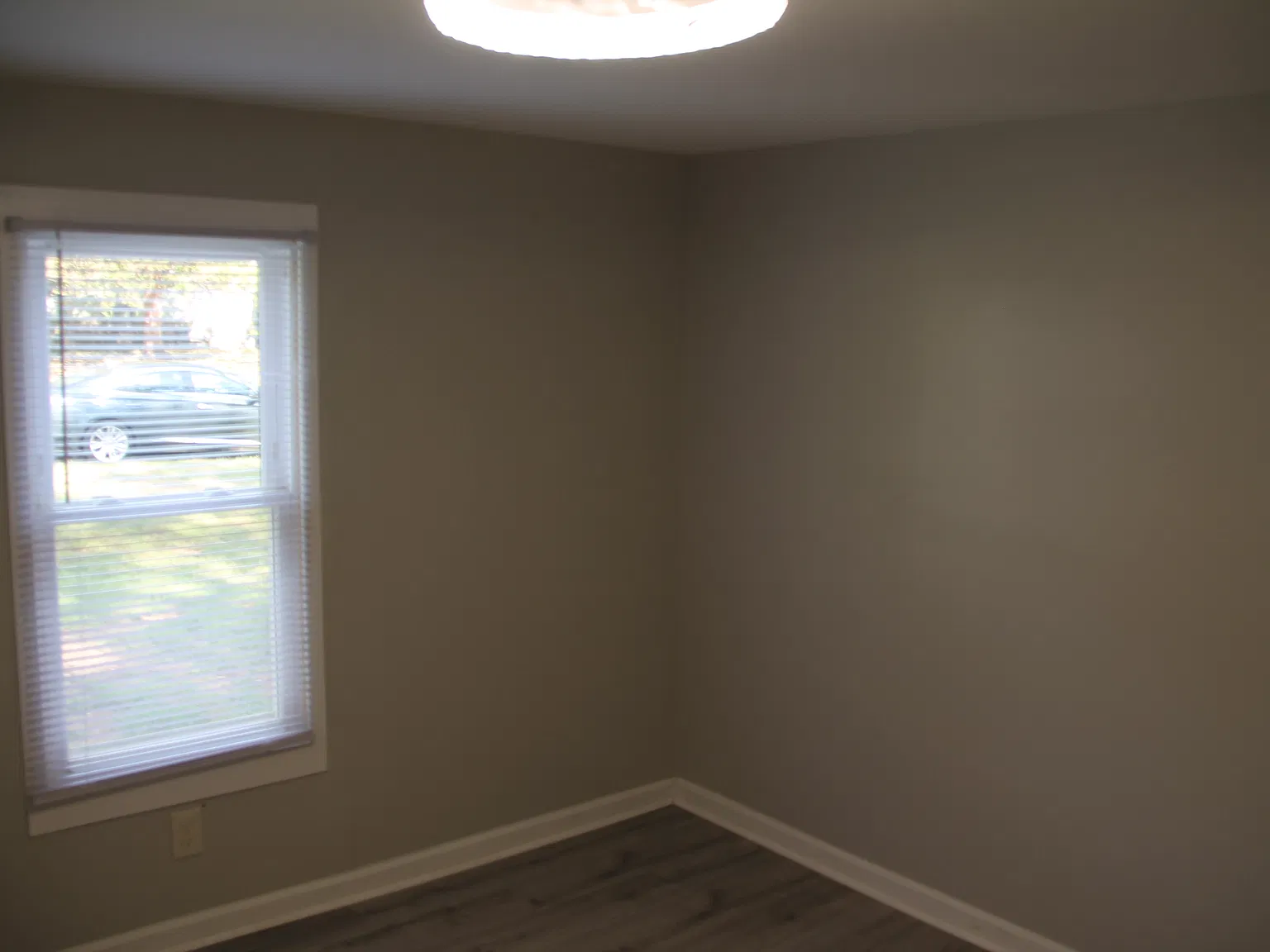 3 bed, 1200 sqft, $1,450 — Photo 4