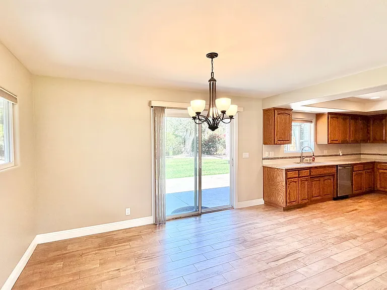 1537 McDonald Rd — Photo 8