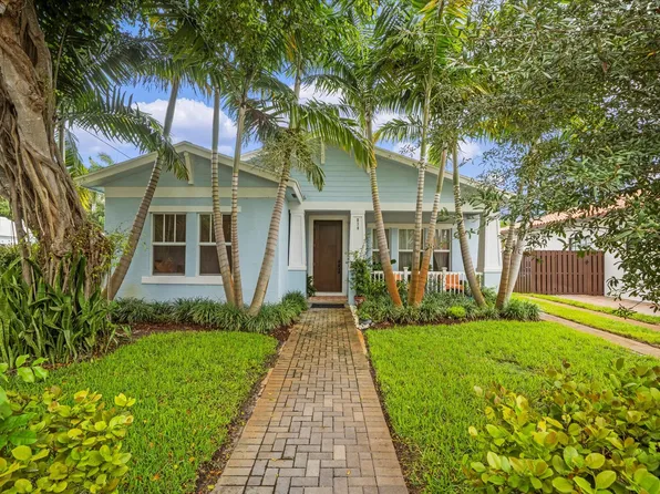 830 N Lakeside Drive, Lake Worth Beach, FL 33460