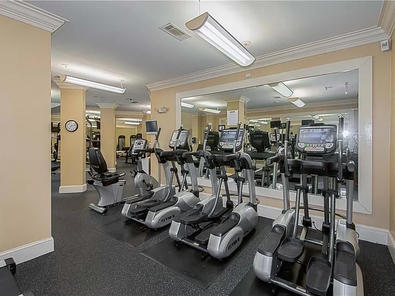 1850 Cotillion Dr #1319 — Photo 7