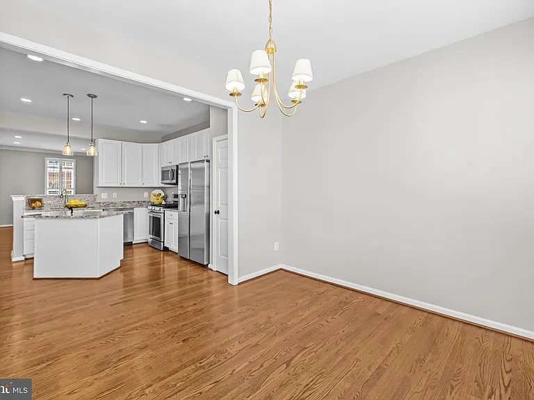 5011 Waple Ln — Photo 25