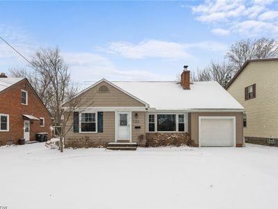 1704 Lyndhurst Rd, Lyndhurst, OH, 44124