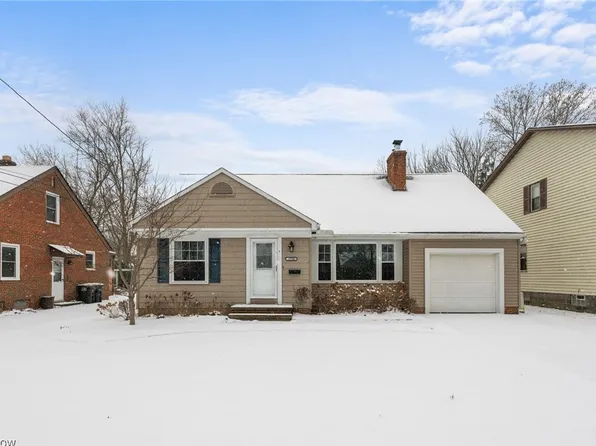 1704 Lyndhurst Rd, Lyndhurst, OH 44124