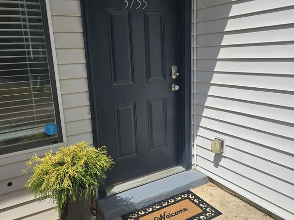 3755 Mulkey Cir SW, Marietta, GA 30008