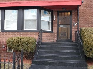 2432 E 73rd St, Chicago, IL