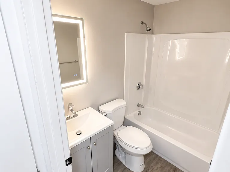 5-45 Bennett Dr — Photo 10