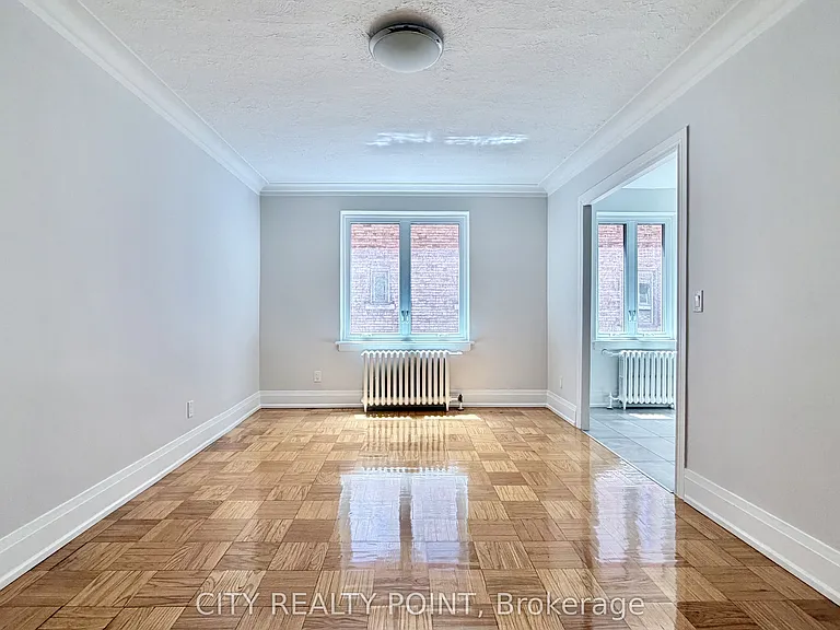 398 Avenue Rd #423 — Photo 3