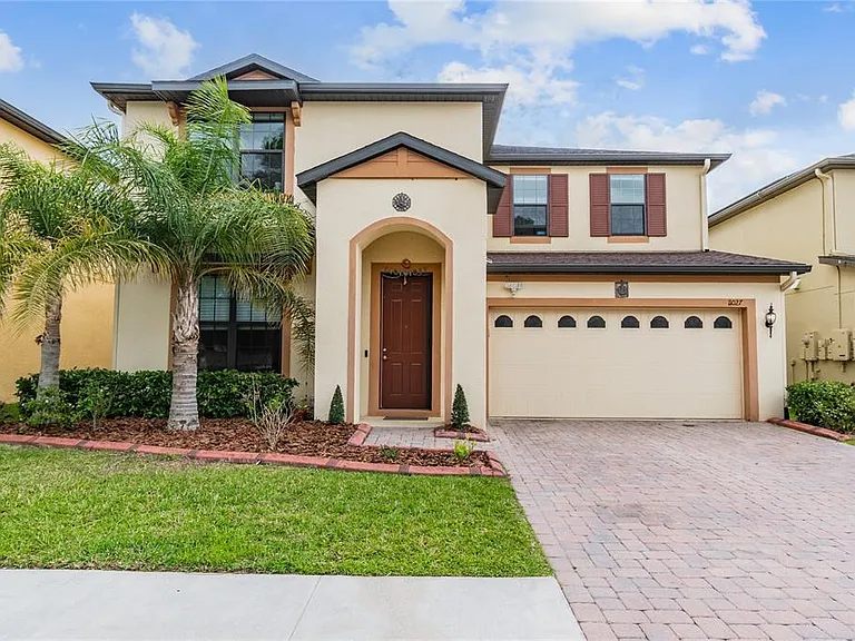 11027 Tahiti Isle Ln — Photo 2