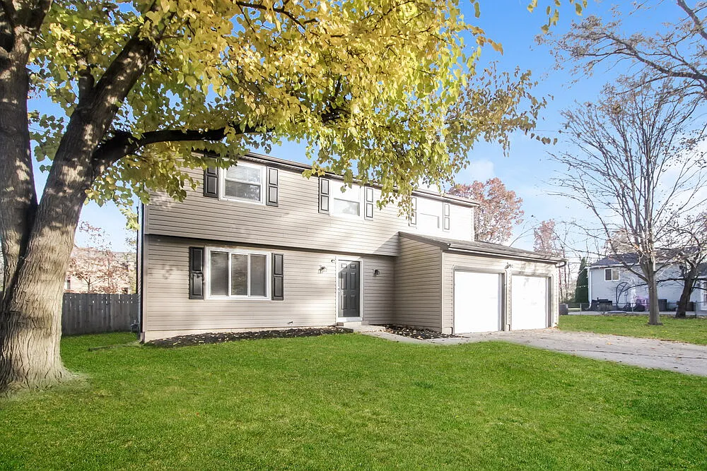 Building Photo - 8931 Squire Ct