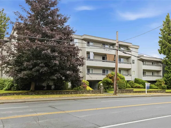 3235 Quadra St #103, Saanich, BC V8X 1G4