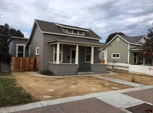 364 7th St, Hollister, CA 95023